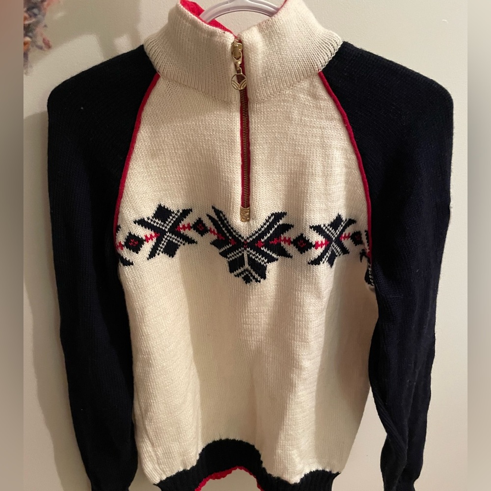 Dale of Norway Women’s sweater
